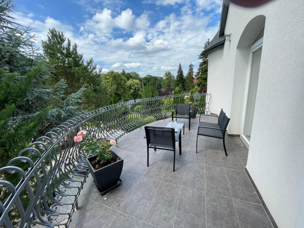 Villa Rose Garden Nyíregyháza Exterior foto